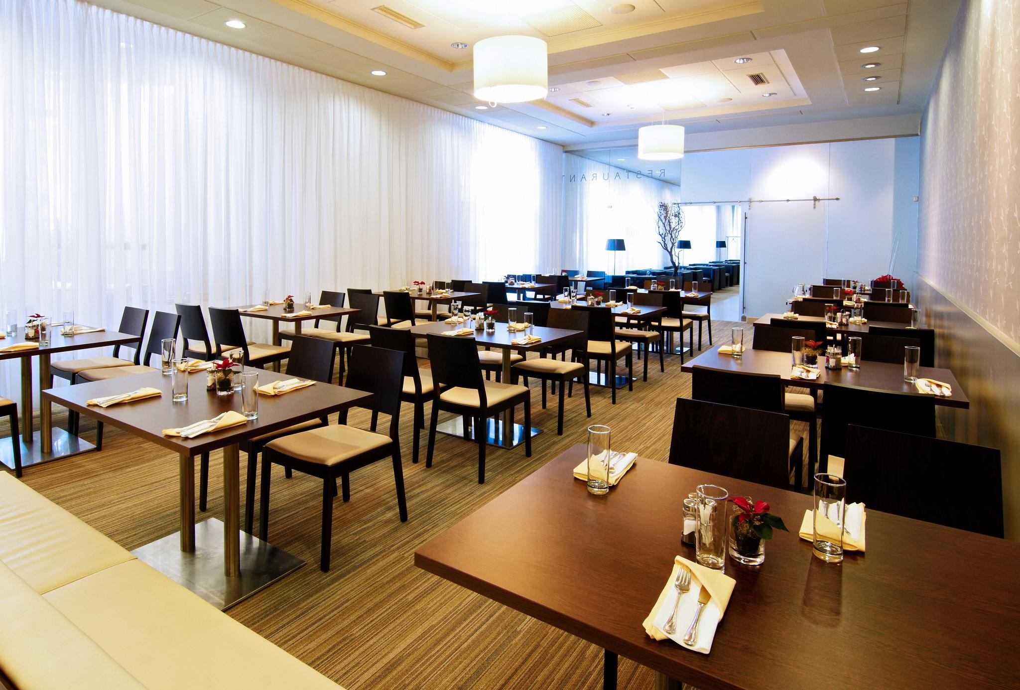 亚斯纳大酒店 酒店 迪马诺卡多林纳